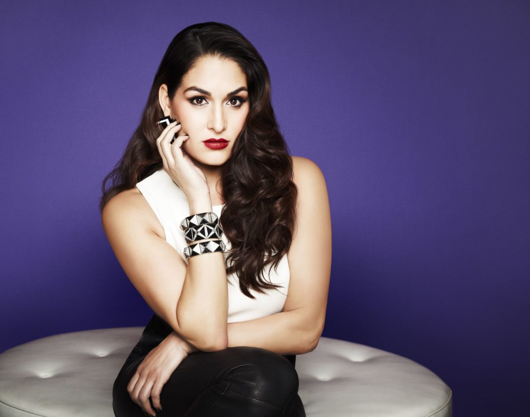 wwe传奇女星痛苦回忆:曾被15岁高中生强奸,次年又被大学生下药