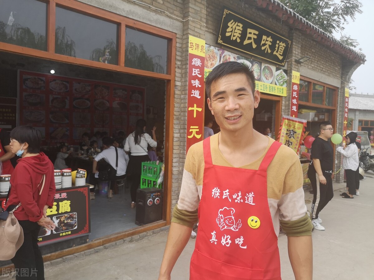 重庆男人创业记：匠心凉皮店装修效果图全揭秘