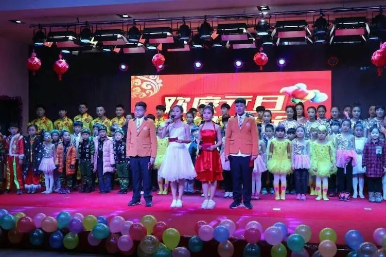 2020衡水一中保定分校（贺阳外国语学校）幼升小，小升初火热报名