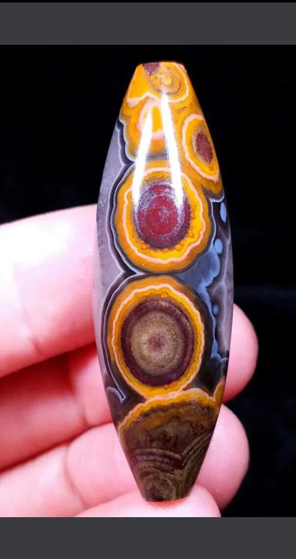 关于蒙天珠的点滴(真假天珠鉴别方法图解) 第11张