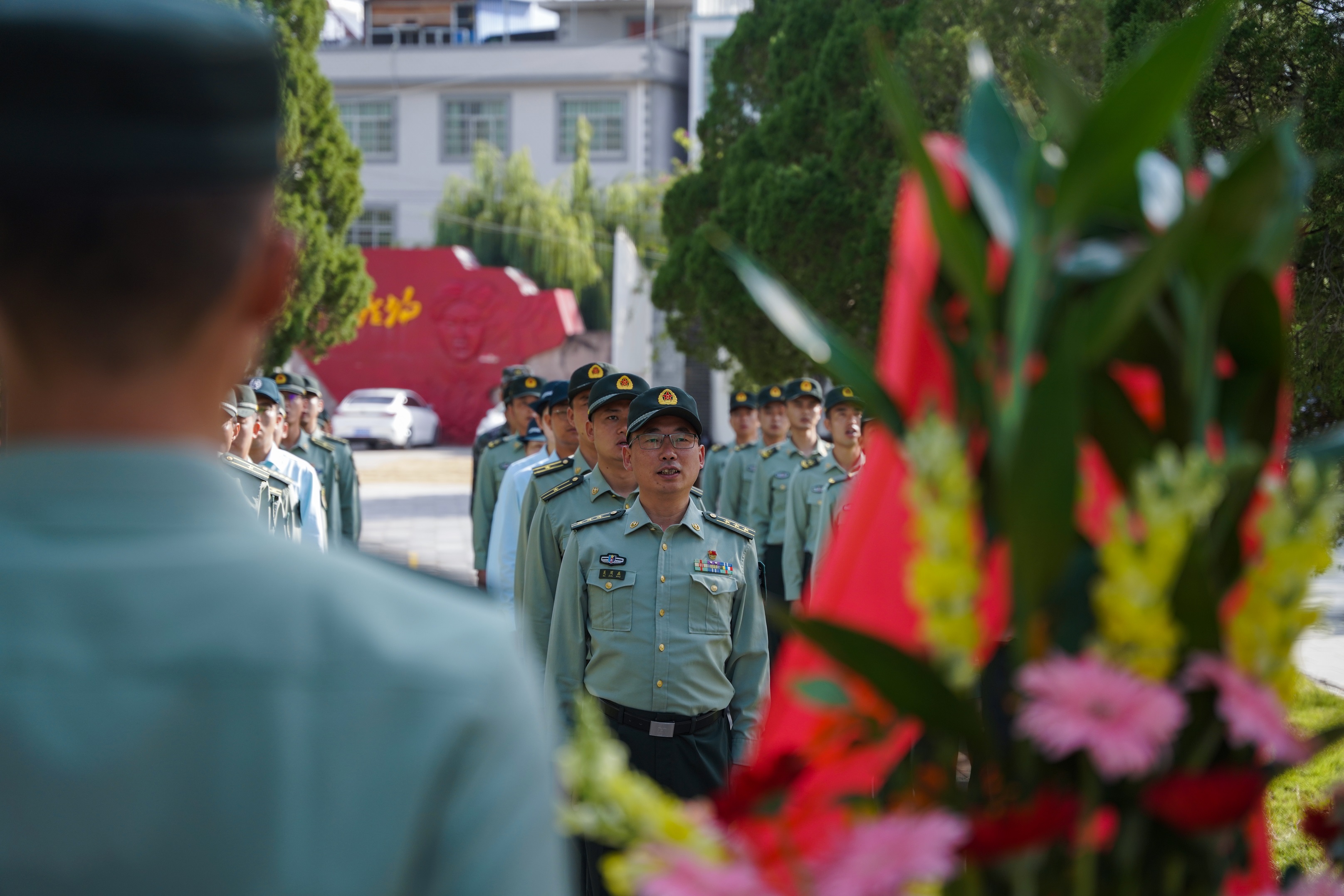 戰友悼念毛景榮烈士是怎麼回事關於緬懷革命先烈默哀的新消息