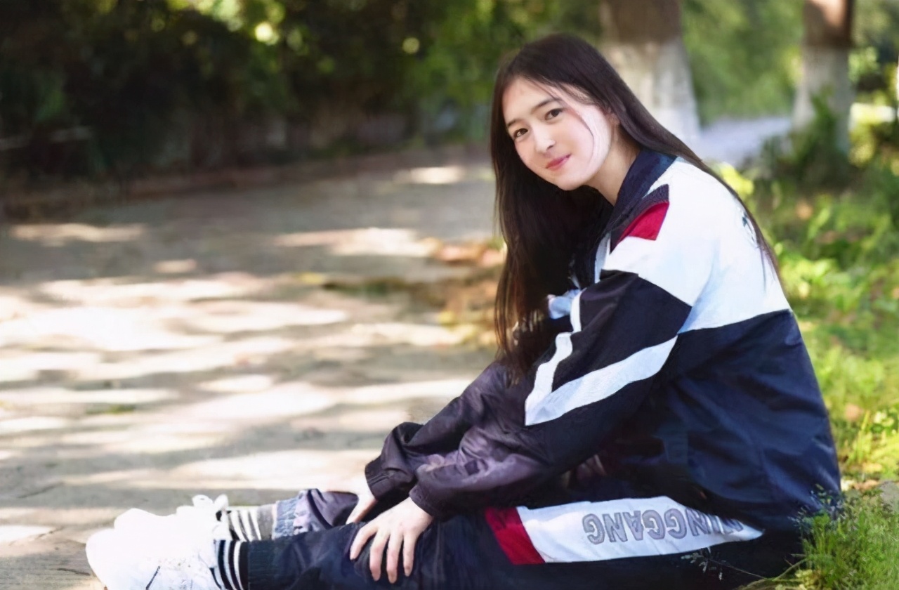 “世界各国校服”火了，日韩校服很抢眼，中国学生：都比我们好看