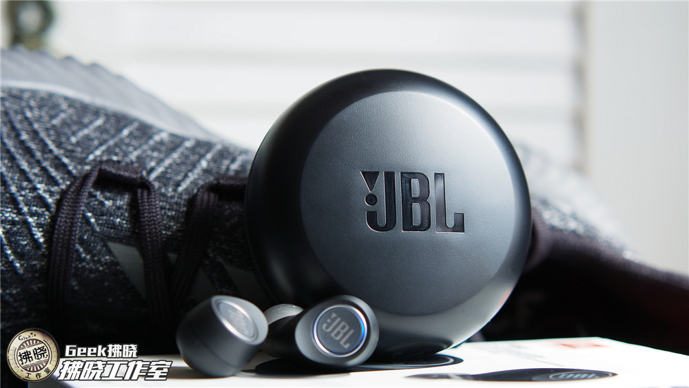 贵有贵的道理？JBL FREE真无线蓝牙耳机初体验