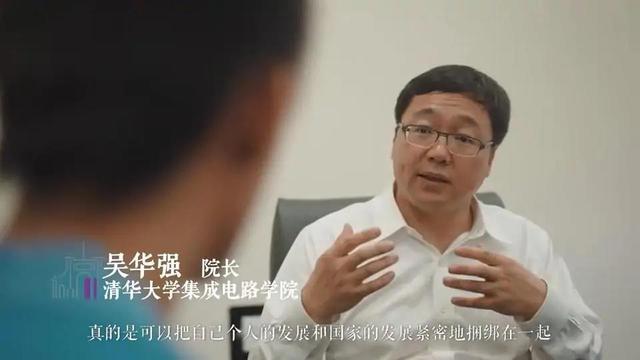 高考取得满分900分！海南学霸选择到清华就读，网友却吵翻了？