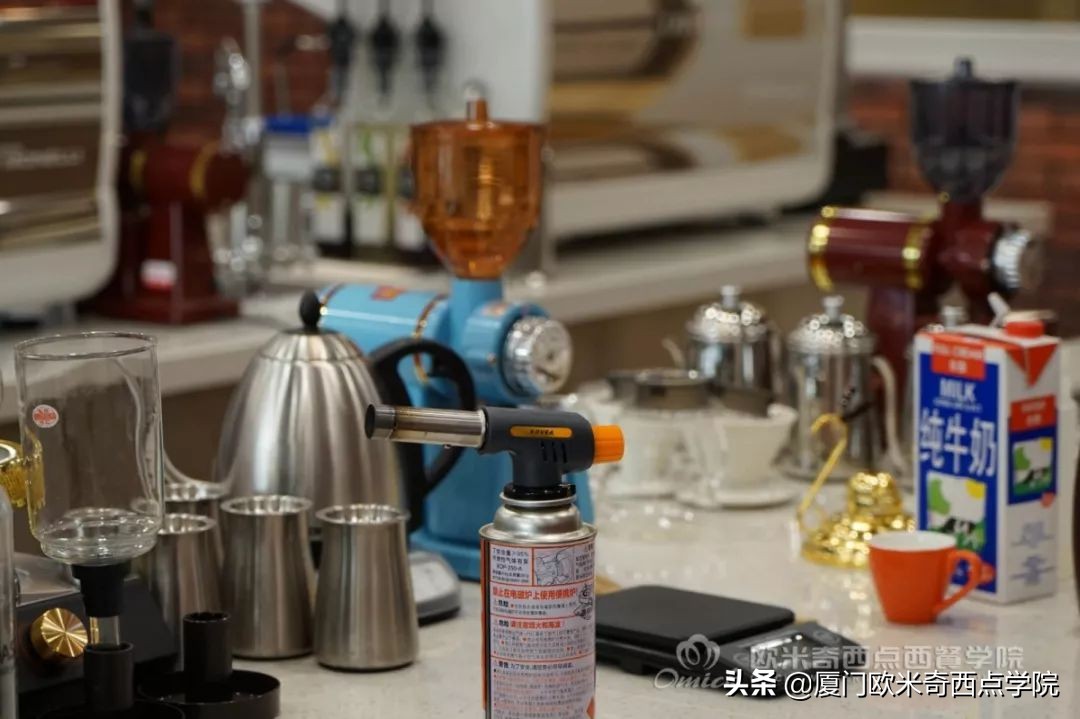 总觉得学费太贵？可我们贵有贵的道理