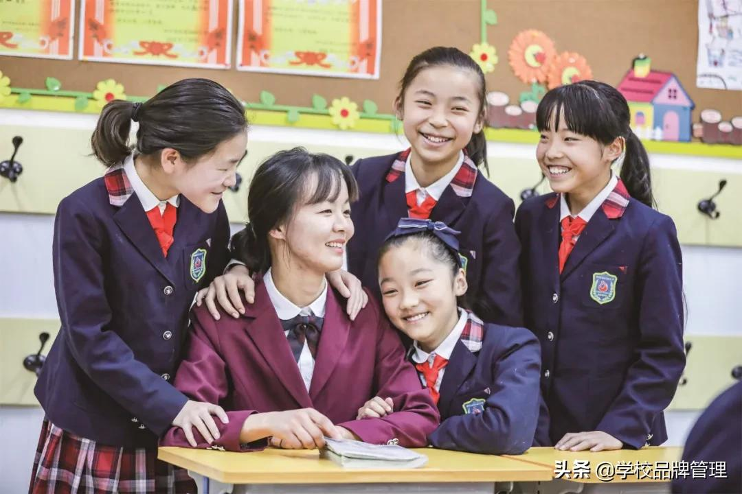 让人人成为更美的自己 | 记郑州高新区实验小学校长李秀琴