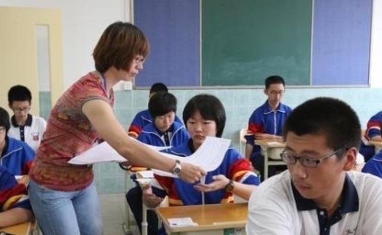 教育部传来通知，学生的高考成绩，将不能再作为老师的奖励标准