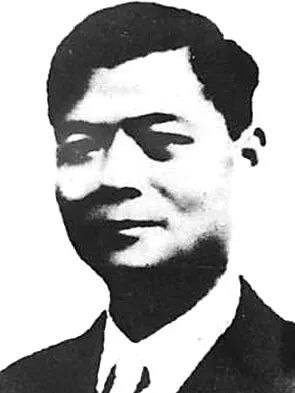 致敬为建党作出杰出贡献的武大人！13位一大代表，5位武大校友