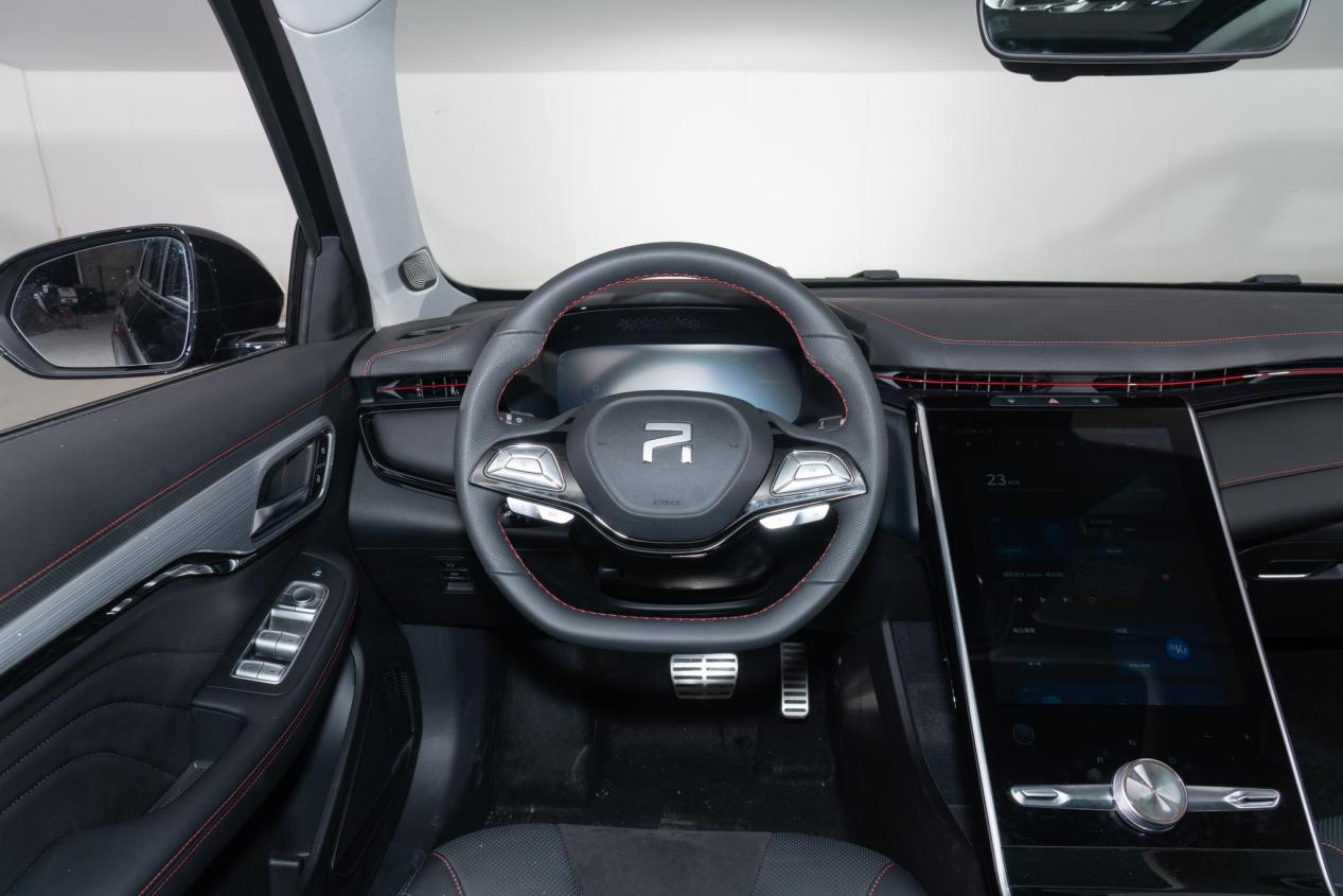 纯电中型SUV，MARVEL R与蔚来ES6谁更值得买？