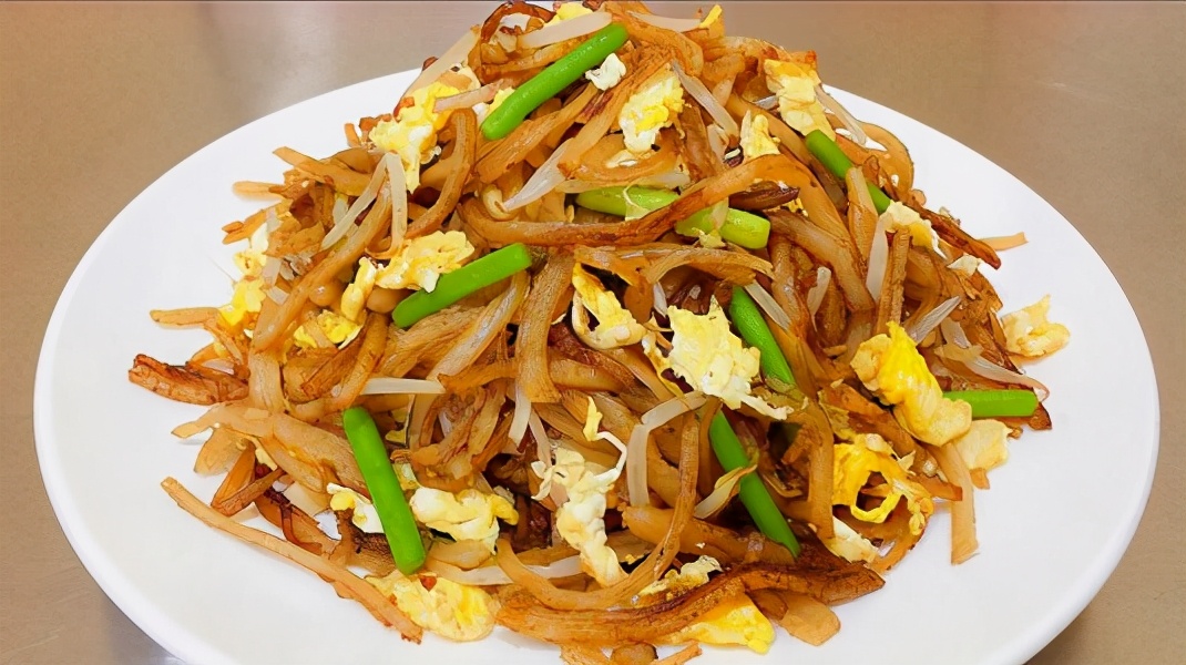 焖饼的家常做法(大厨教你焖饼的正确做法)-君心之家