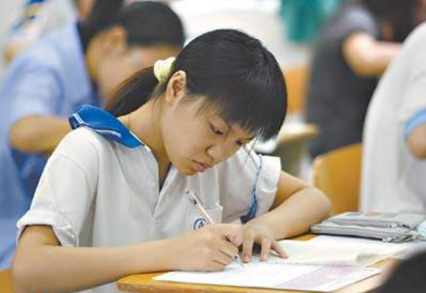 中考不允许复读，只能上中专？官方做出回应，让不少家长松了口气