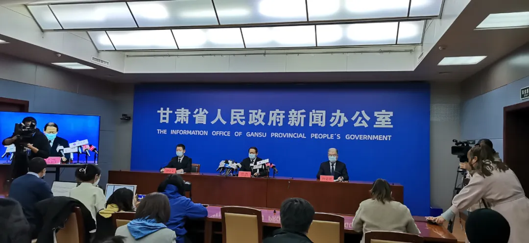 蘭州對重要交通路口車輛和人員嚴管嚴控,無必要理由一律勸返