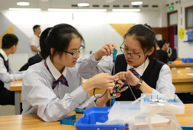 北京著名的4所高中，被誉为“名校的摇篮”，能考上很幸运