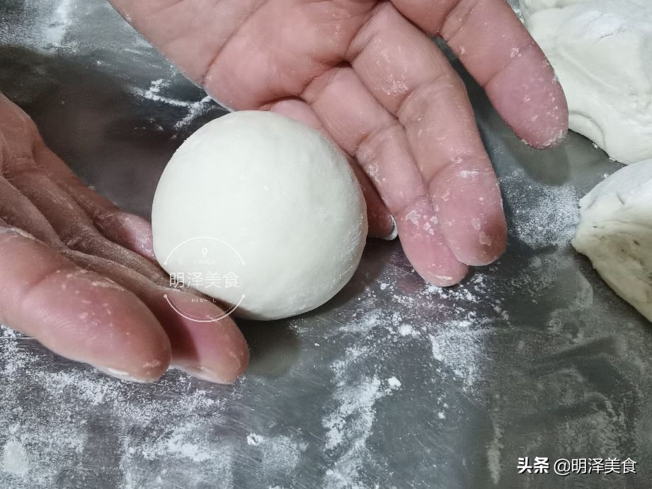 详解“老面”的制作方法，以及用老面蒸馒头的兑碱比例与具体做法