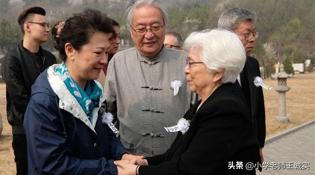 为什么庄则栋追悼会没人去 他女儿庄岚照片现状怎样