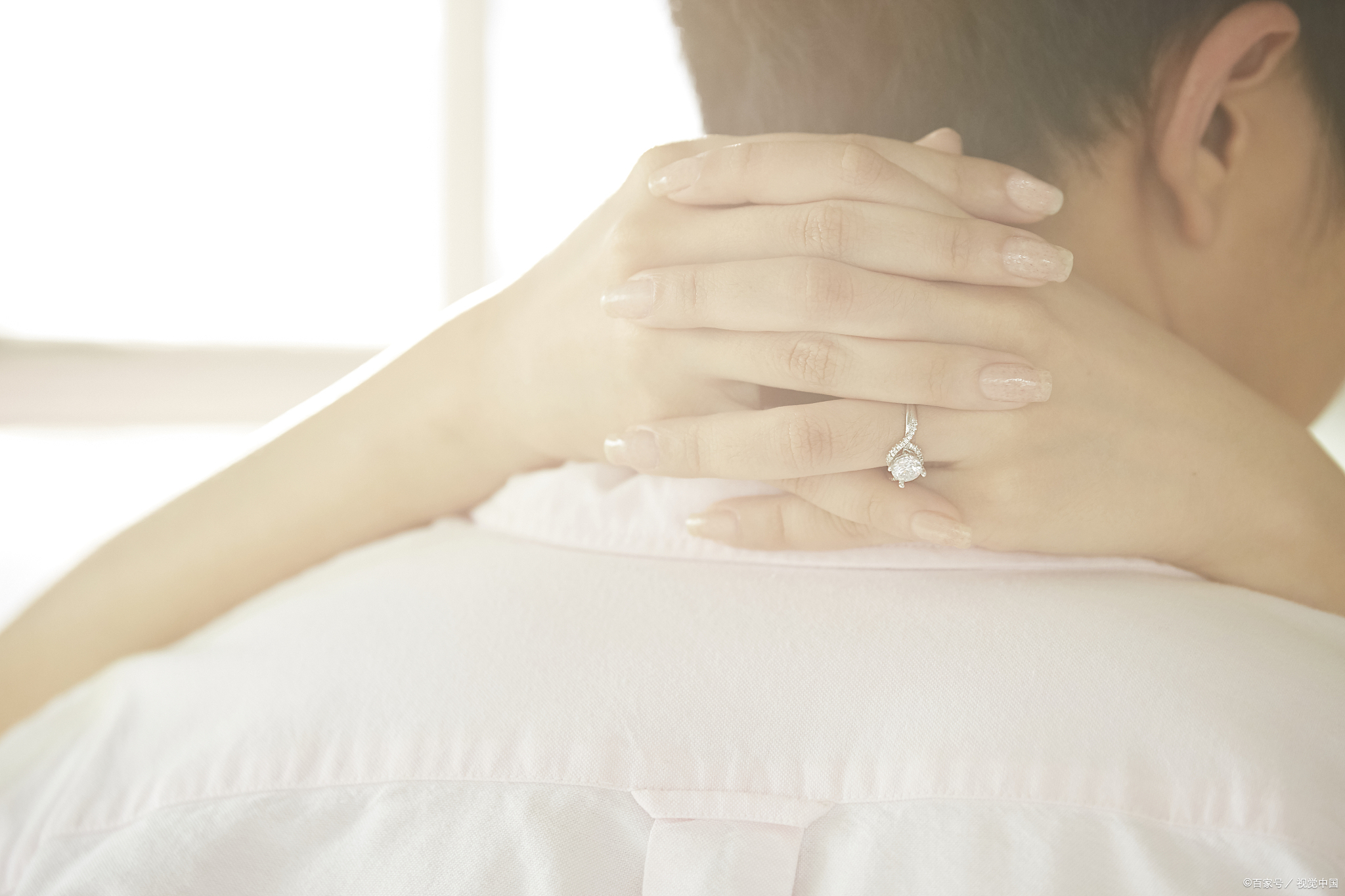 老公出轨女同事，女人只用3招成功挽回，到底发生了什么？