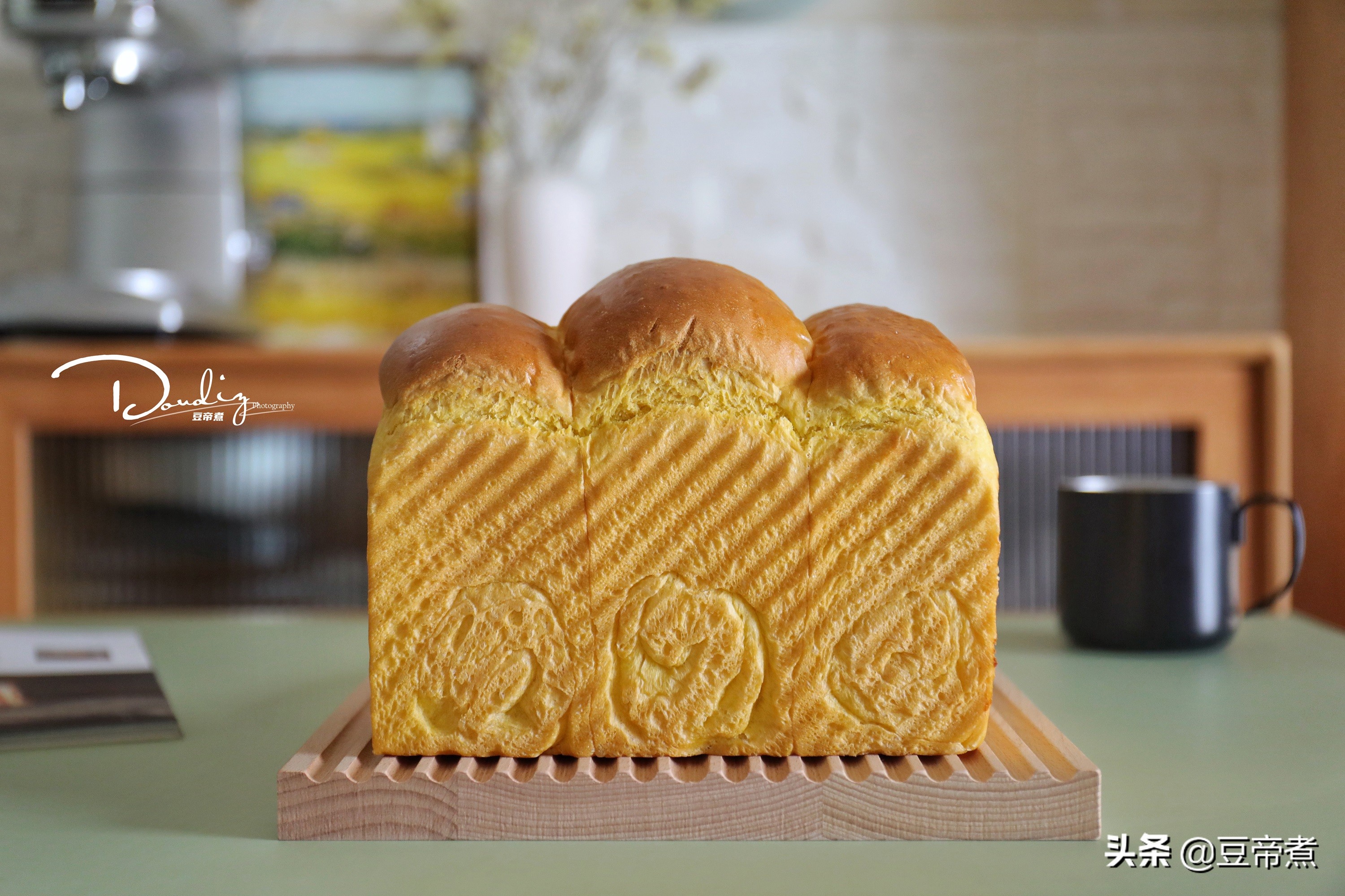 明天的早餐准备好了，用半个老南瓜搭配面粉做成了吐司，味道真好