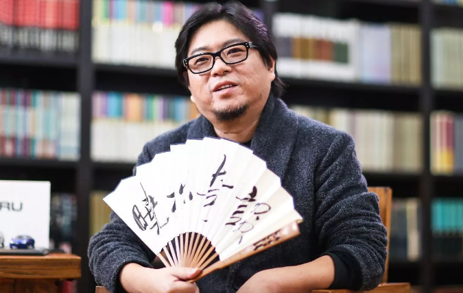 明星高考成绩揭秘：关晓彤552分北电第一，赵露思成绩差到想复读