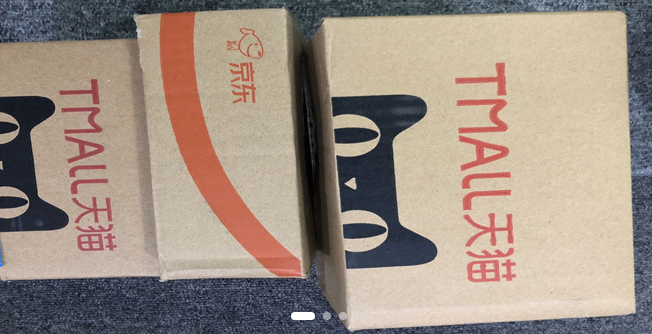 仅需一杯奶茶钱的凡士林唇膜，轻松解决唇部干燥问题