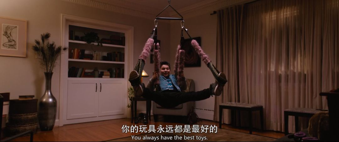 一群未成年人，演了部自己不能看的R级片