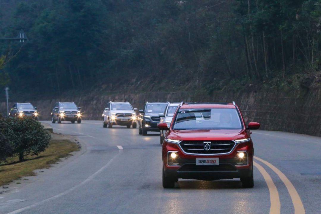 7.88万起，家用旅行两不误！宝骏这款“迷你小房车”不Get一下？