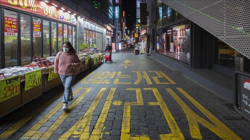 德尔塔病毒反扑凶猛，多国陷入疫情旋涡，英国宣布向病毒“投降”