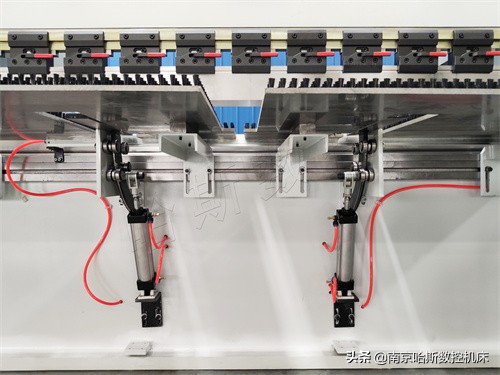 桥架型液压数控折弯机