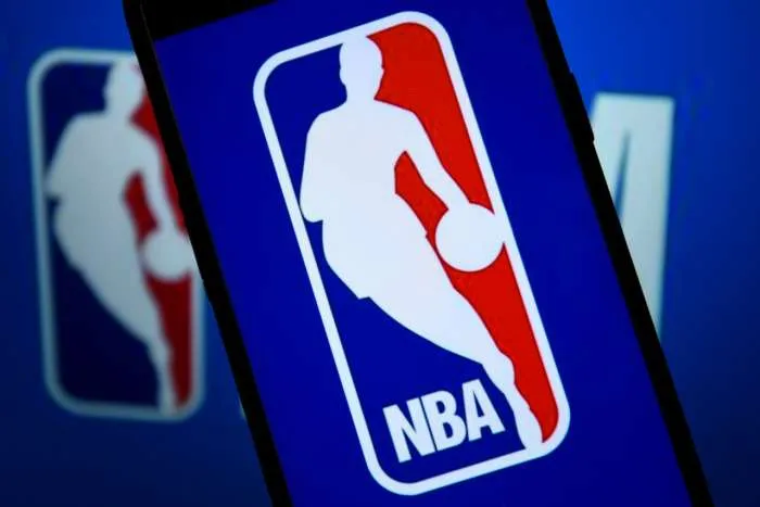 nba为什么停摆了(NBA迎来史上第六次停摆！前几次是因为钱，这次却要从球员的无知说起)