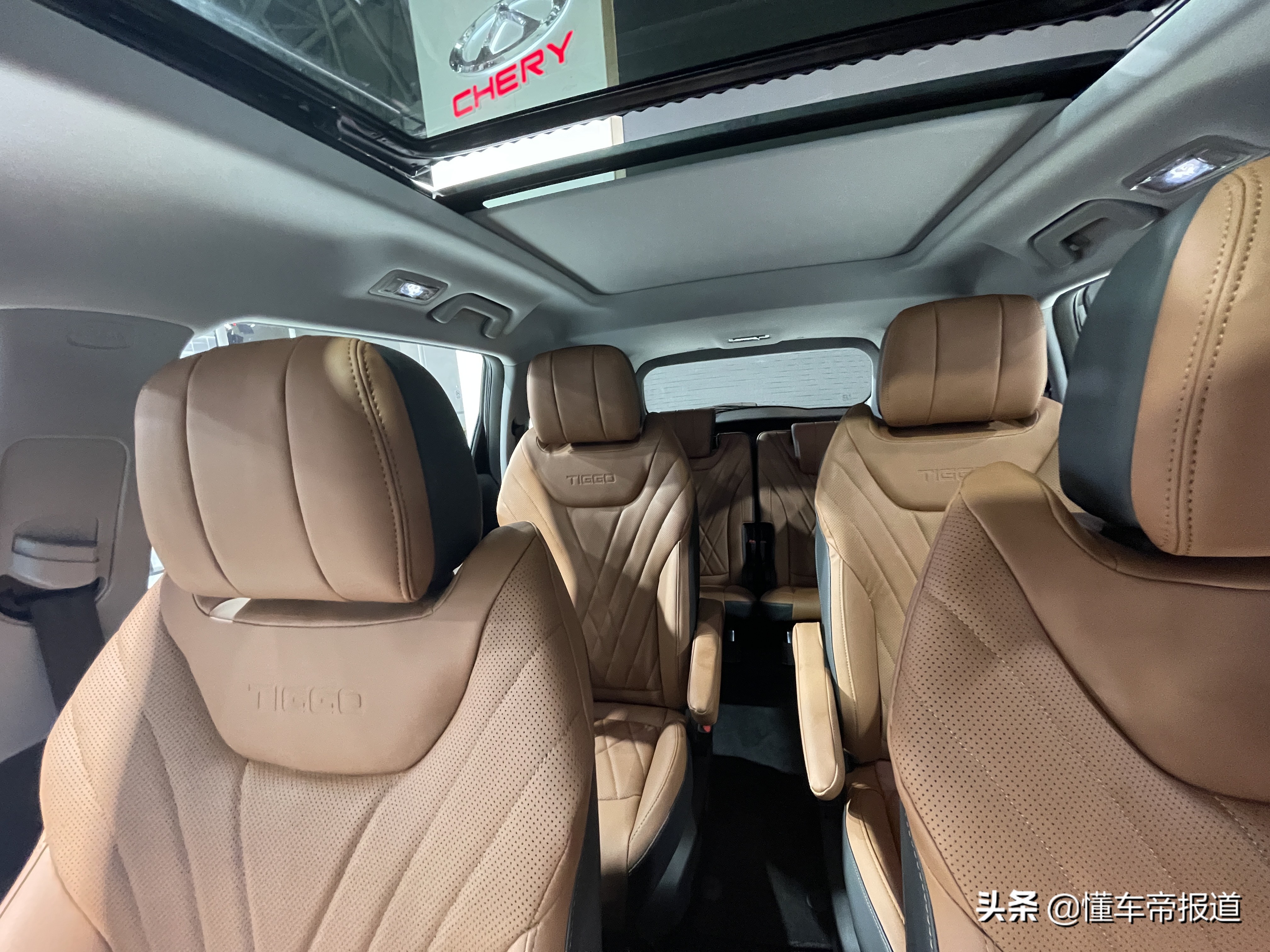 新车｜十几万就能买到6座SUV！奇瑞瑞虎8 PLUS6座版正式上市