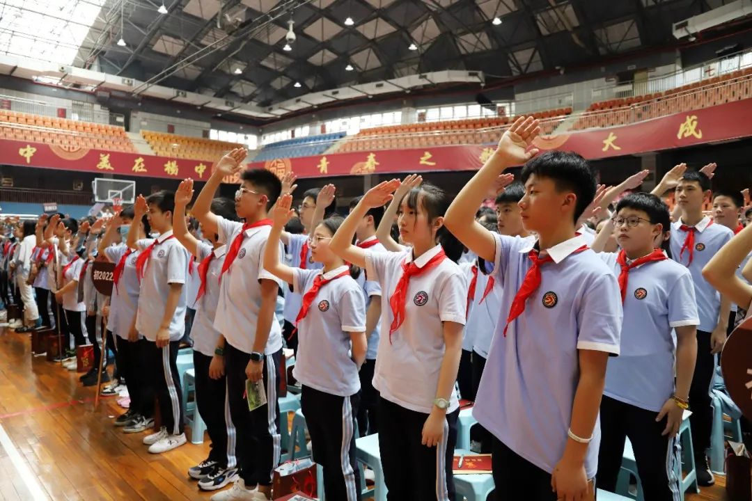 哪家校服最好看？重庆40所中学校服欣赏