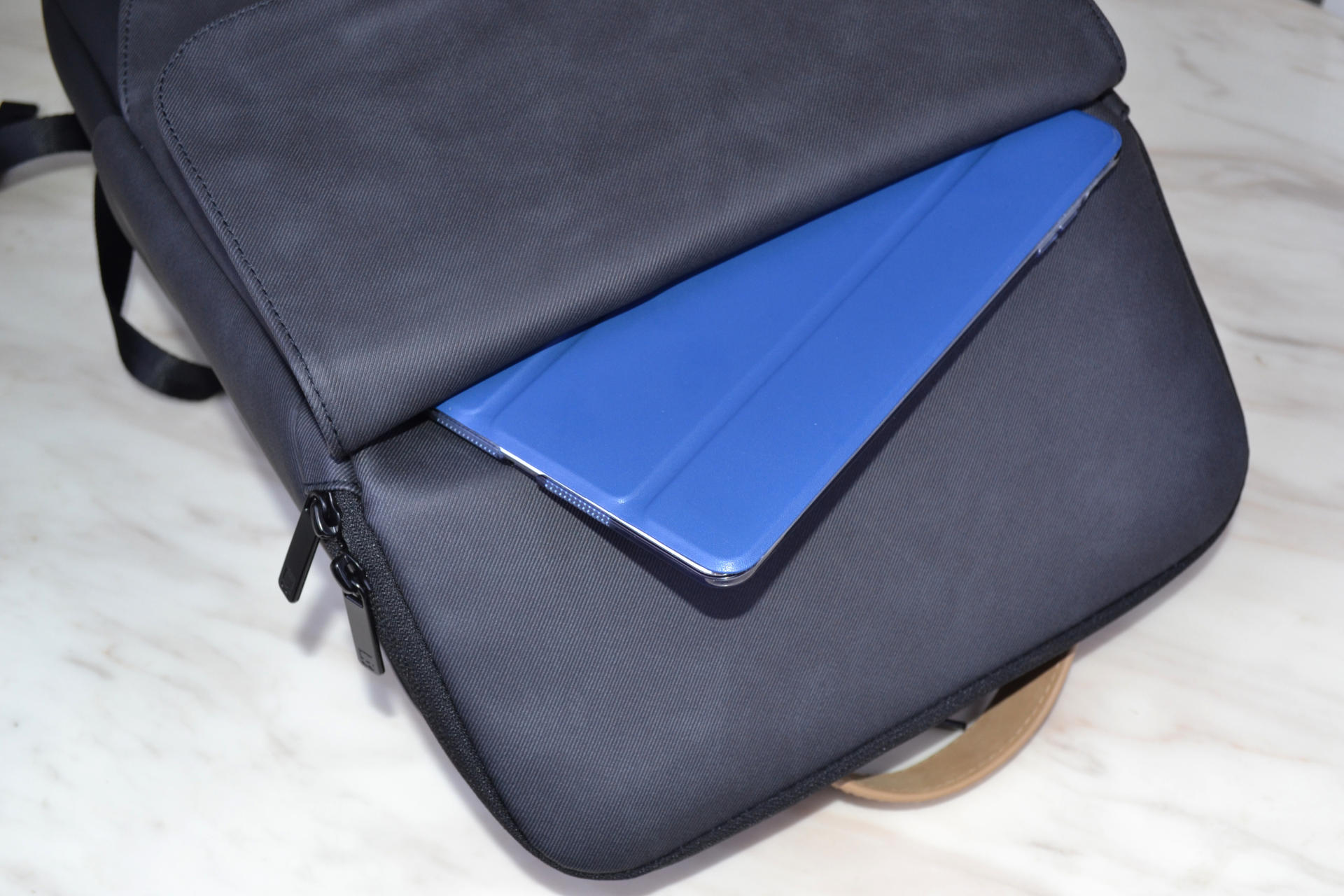 奋青日常通勤新装备 地平线8号LEVEL8都市双肩包