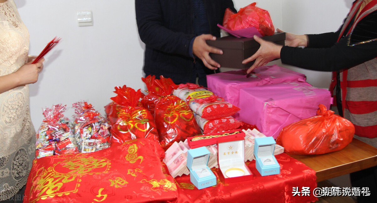 订婚仪式内容（订婚礼节全过程）