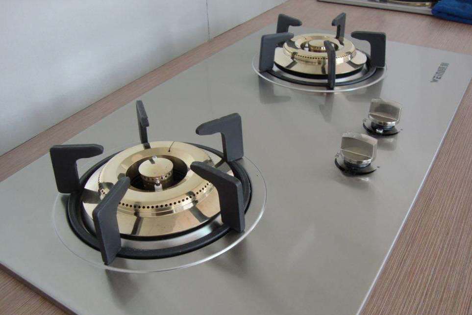 都说嵌入式燃气灶好看，究竟怎么装更安全？听听内行人怎么说