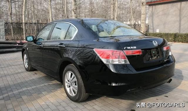 本田雅阁2005-2018车型进化史实拍，哪款才能叫经典？