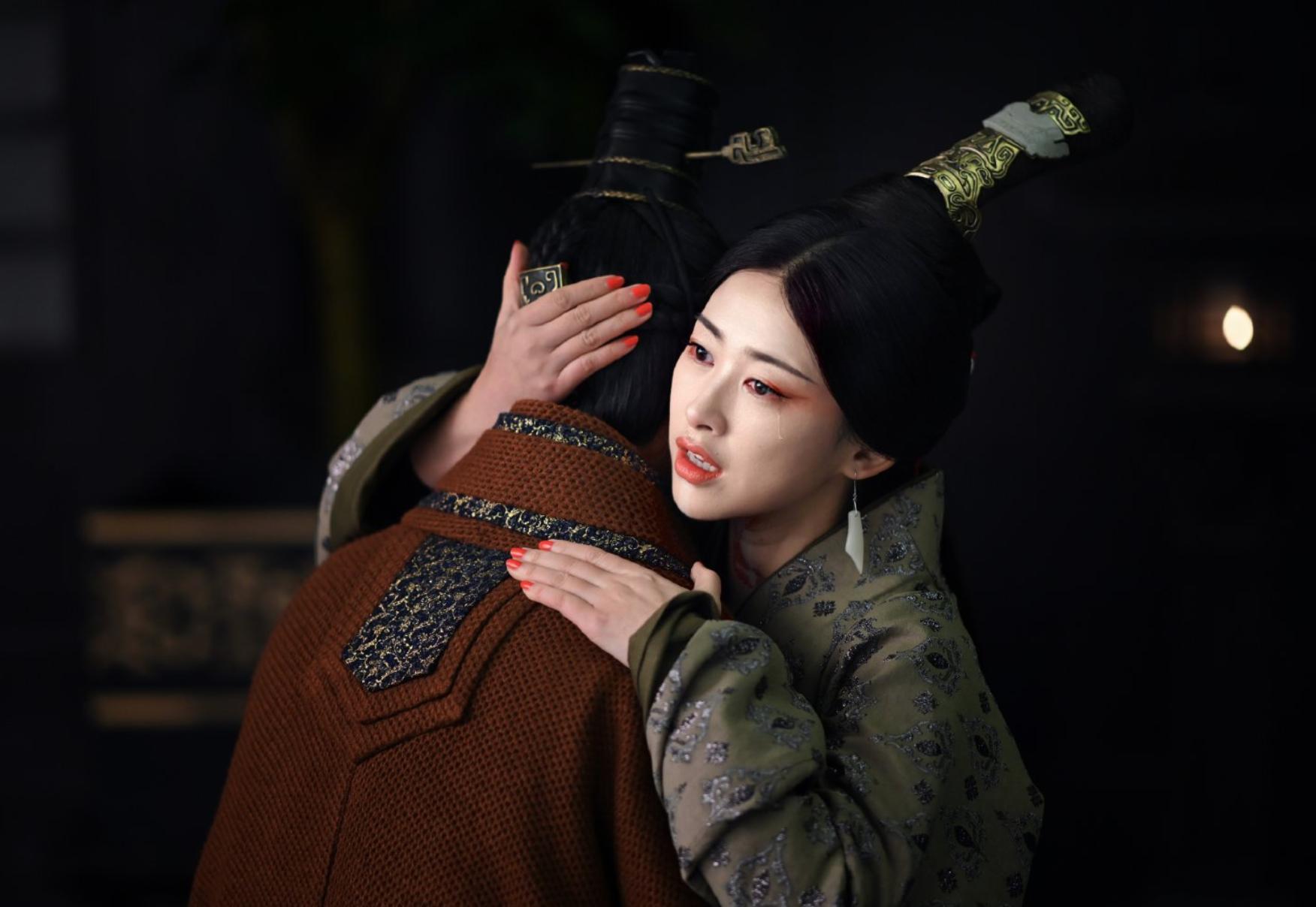 女子二婚也要选对人,平民女子赵姬,两次婚姻造就了她的顶级人脉