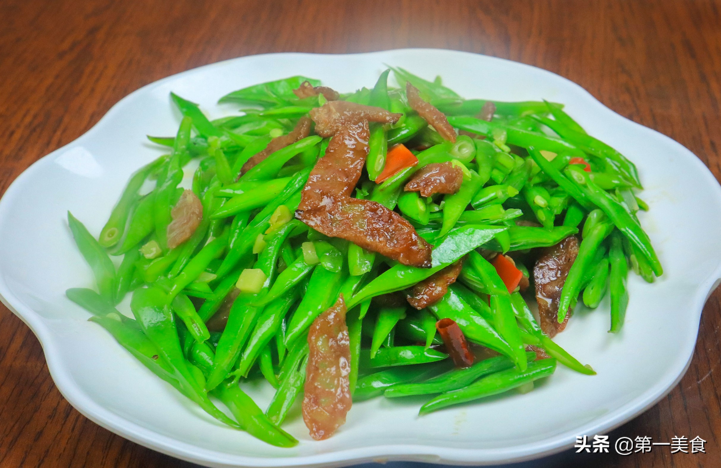 腊肠怎么做好吃，广东和四川腊肠怎么做好吃？