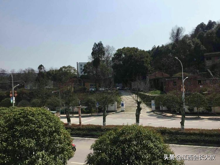 息烽县原驻县企业厂区遗址