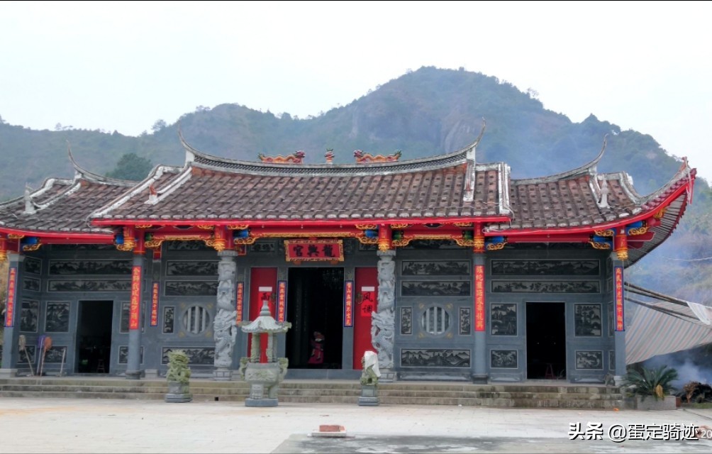 象溪乡菜溪岩