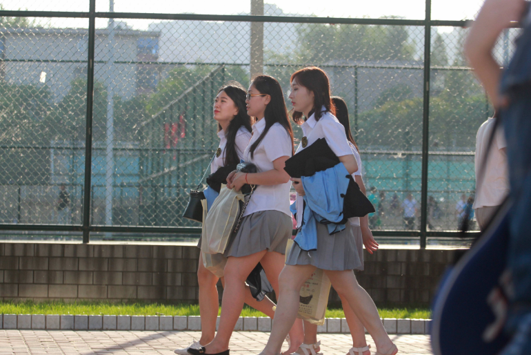 同样都是本科学历，一本、二本、三本的差别，从毕业证就能看出