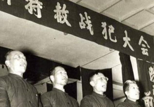 华国锋拿出国民党战犯名单，指出13人不可特赦，毛主席：都放了