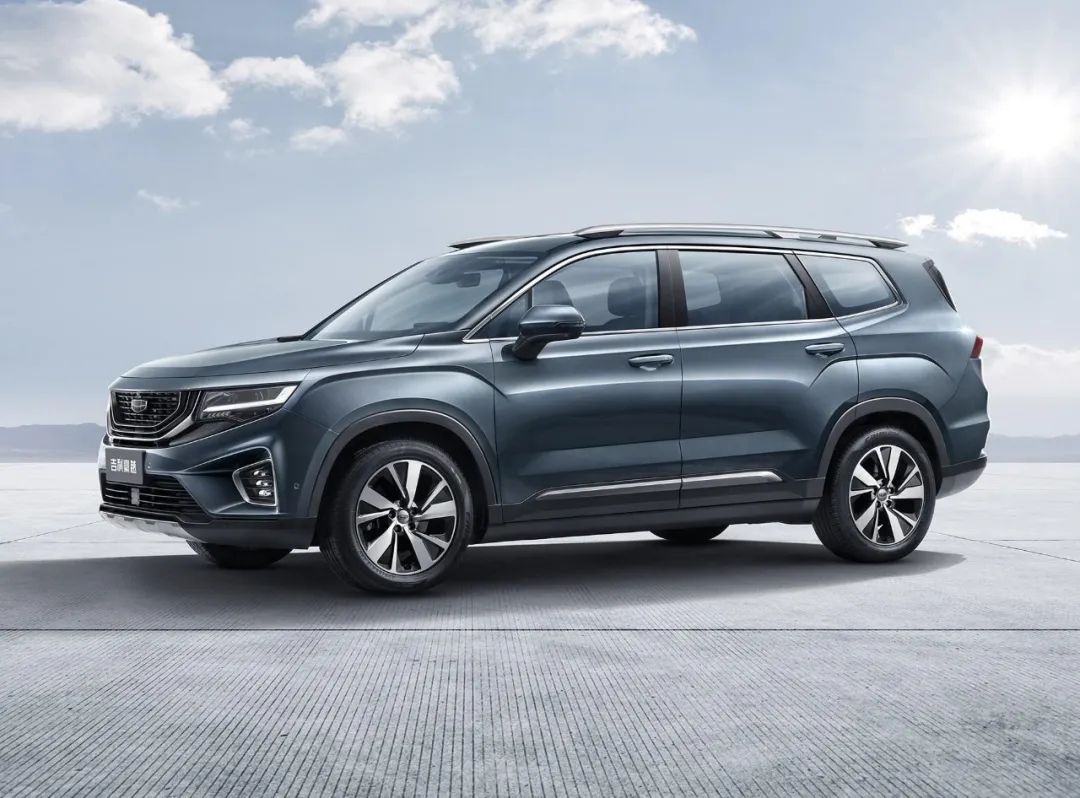 吉利版“汉兰达”问世，可是吉利却不想把它当成“七座SUV”？
