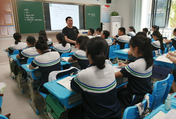 云南“令人惊艳”的高中，一本升学率达92.16%，其中15人考上清北