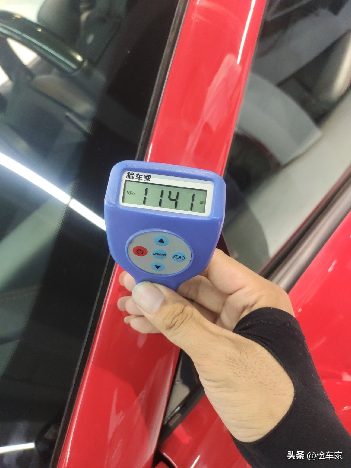 不到3万公里贬值近300万！225万的二手法拉利458香吗？
