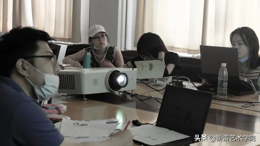 新蕾艺术设计考研/决胜艺术考研，从新蕾走进北印