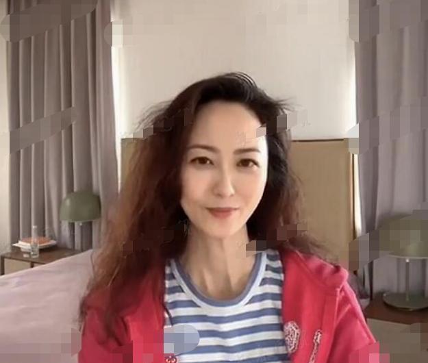 张斌 胡紫薇(央视张斌的妻子，曾控诉丈夫出轨，今49岁和好如初生活幸福)