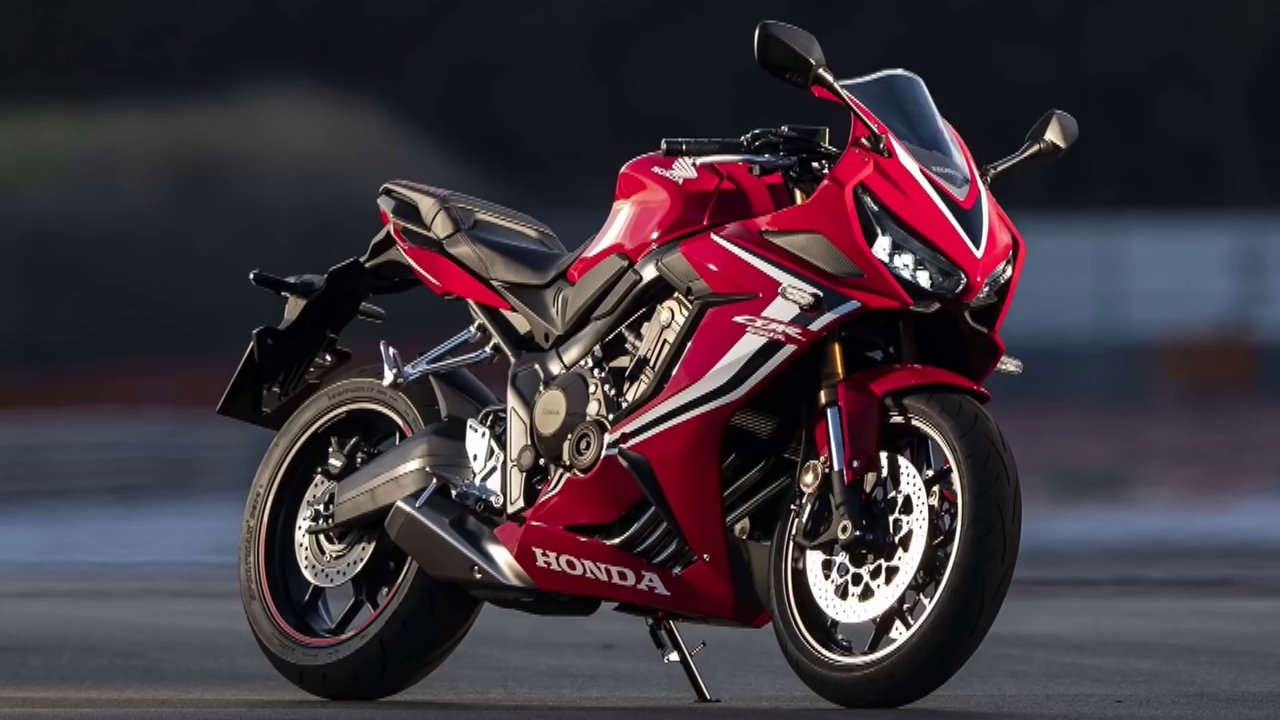 凤凰涅槃的本田CBR400R仿赛，能否与川崎忍者400相抗衡