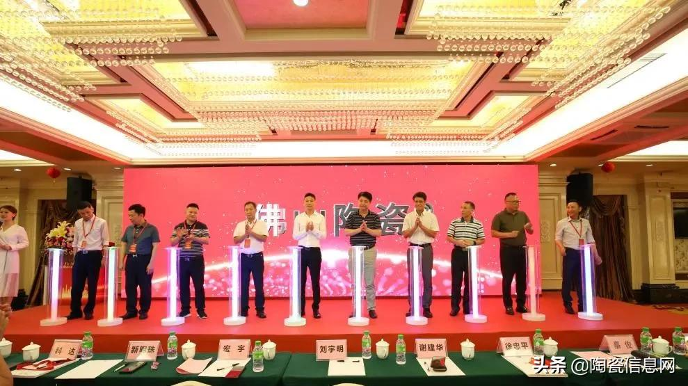【嘉俊瓷砖】专注一线大牌，假一赔十，品质有保障！