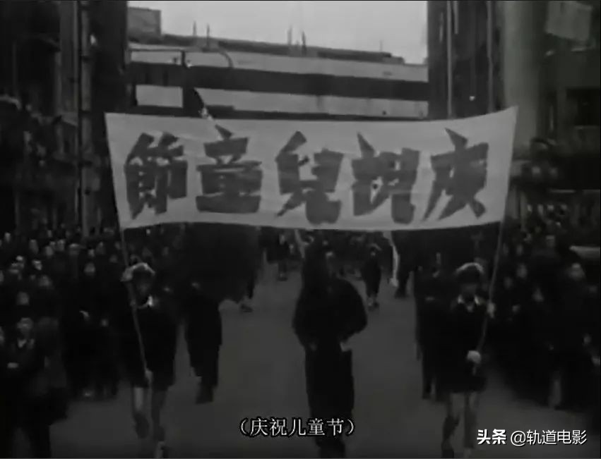 1949年中国第一部国产故事片《三毛流浪记》，70年后依然令人感动