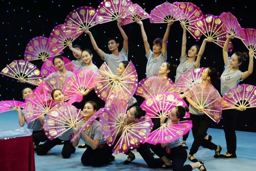 浇灌梦想·悦舞鹏城 | 十一师资培训精彩集锦