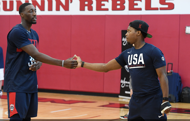 为什么FIBA和nba(FIBA和NBA最大的区别在哪？缺少巨星的美国男篮真的不稳了吗？)